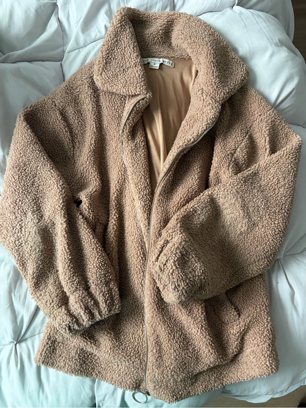 HYFVE Cozy Teddy Jacket in Light Brown